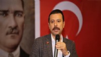Kaya'dan Büyükşehir'e 'proje' çıkışı: Geciken İzmir'in geleceği!