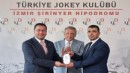 Konak Belediye Başkanlığı Koşusu’nda nefes kesen mücadele