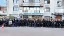 Konak'ta Ata'ya saygı duruşu