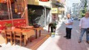 Konak'ta kaldırım işgaline sarı çizgi!
