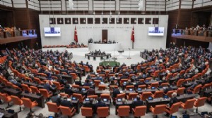 Libya tezkeresi Meclis'te kabul edildi