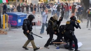 Los Angeles karıştı: Ulusal Muhafızlar devrede!