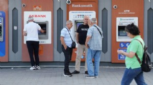 MHP'den açıklama: Emeklilik sistemi değişecek