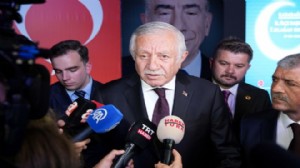 MHP'li Adan: Seçilmiş bir belediye başkanının hizmetten uzak durması üzüntü verici