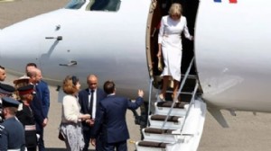 Macron çiftinde bir kriz daha: Eli havada kaldı!