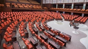 Meclis'te yoğun mesai. 55 bin mahkuma tahliye yolu