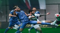 Menemen FK play-off'u zora soktu