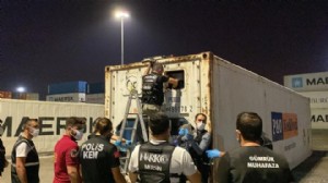 Mersin Limanı'nda 298 kilo kokain ele geçirildi