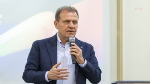 Mersin'de 3 belediye başkanı görevden uzaklaştırıldı