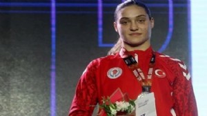 Milli boksör Büşra Işıldar, dünya ikincisi oldu!