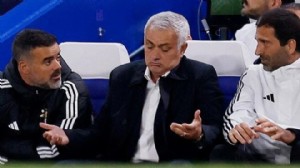 Mourinho'nun dilinden Fenerbahçe düşmüyor!