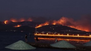 Muğla’da 3 ayrı noktada yangın: Müdahale sürüyor