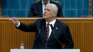 Müsavat Dervişoğlu'ndan NATO zirvesi tepkisi