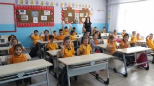 Öğretmenlere önlük, velilere randevu!