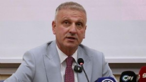 Oktay Saral görevinden istifa etti