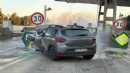 Otoyol gişesinde feci kaza: Beton bariyere çarpıp yanan otomobilde hayatını kaybetti