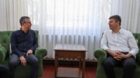 Özel, Abdurrahman Tutdere'yi evinde ziyaret etti