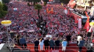 Özel Tekirdağ'da konuştu: Bu iktidarın değişmesi şarttır