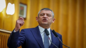 Özgür Özel canlı yayında CHP'nin oy oranını açıkladı!