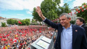 Özgür Özel'den '3 aşamalı' yeni parti takvimi!