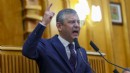 Özel'den Meslek Fabrikası çıkışı: AK Parti şafak vakti polis eliyle ele geçirdi!