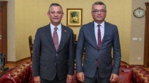 Özel'den 'kardeş parti' CTP'ye tebrik mesajı