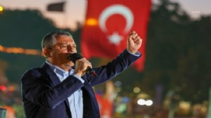Özel'den peş peşe yeni parti toplantıları!