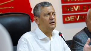 Özel, mesajını yineledi: Yeni bir yol açacağız
