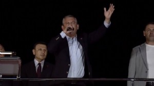 Özel, mitingde Erdoğan'la ortak noktasını açıkladı!