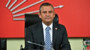 Özgür Özel, CHP'nin Grup Başkanı oldu