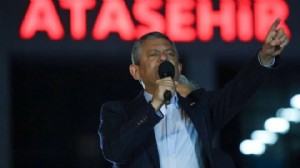 Özgür Özel: Darbeye sonuna kadar direneceğiz!