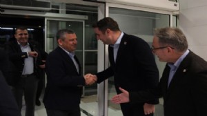 Özgür Özel İzmir'de: İşte programı!