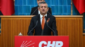 Özgür Özel'den Akın Gürlek'e 'gelir' sorusu