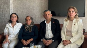 Özgür Özel'den Gülistan Doku'nun ailesine ziyaret