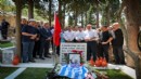 Özgür Özel'den kabir ziyareti: Hayır yemeğine katıldı