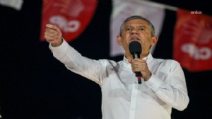 Özgür Özel'den miting çağrısı: Adil bir düzeni getireceğiz