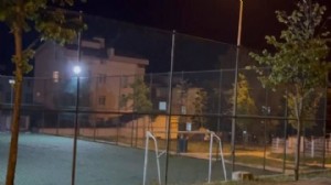 Parkta bıçaklı kavga: 1 ölü, 1 yaralı