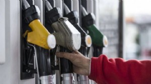 Petrolde hızlı yükseliş: Akaryakıta zam bekleniyor