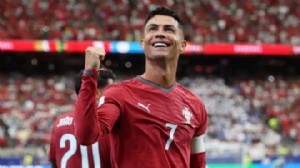 Portekiz farka koştu, Ronaldo tarihe geçti