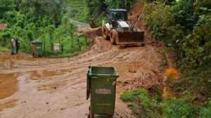 Rize'de çok sayıda heyelan: Çalışmalar sürüyor