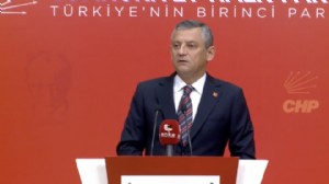 Saat verip, uyarmıştı: Özel, AK Parti'ye 'hediye'sini açıklıyor