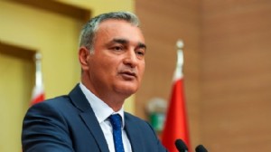 Müslim Sarı: Tepki var ama köpürtülüyor