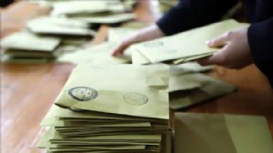 Son seçim anketi: Hangi parti birinci?