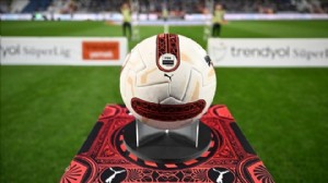 Süper Lig’de derbi tarihleri belli oldu!