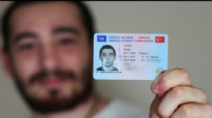 Sürücüler dikkat: Ehliyet yenilemede son gün!