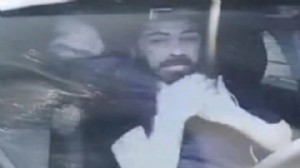 Takside dehşet: Boynuna ip geçirip darbettiler!