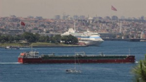 Tanker gemisinde zehirlenme: 1 ölü