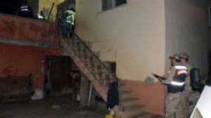 Tartıştığı kadını öldürüp teslim oldu!