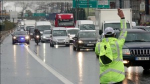 Trafikte izinsiz çakara geçit yok