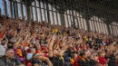 Tribünde şampiyon Göz-Göz!